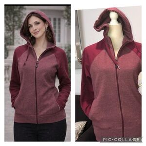 Burgundy classic fleece hoodie